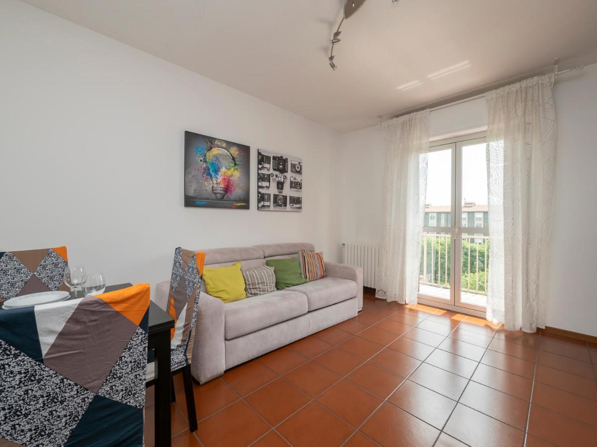 I Host Apartment - Appennini 53 米兰 外观 照片