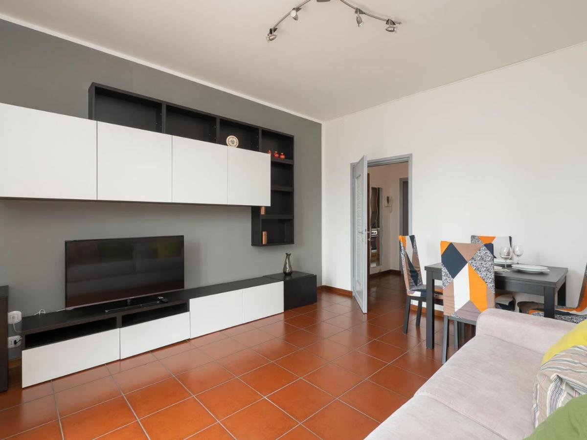 I Host Apartment - Appennini 53 米兰 外观 照片