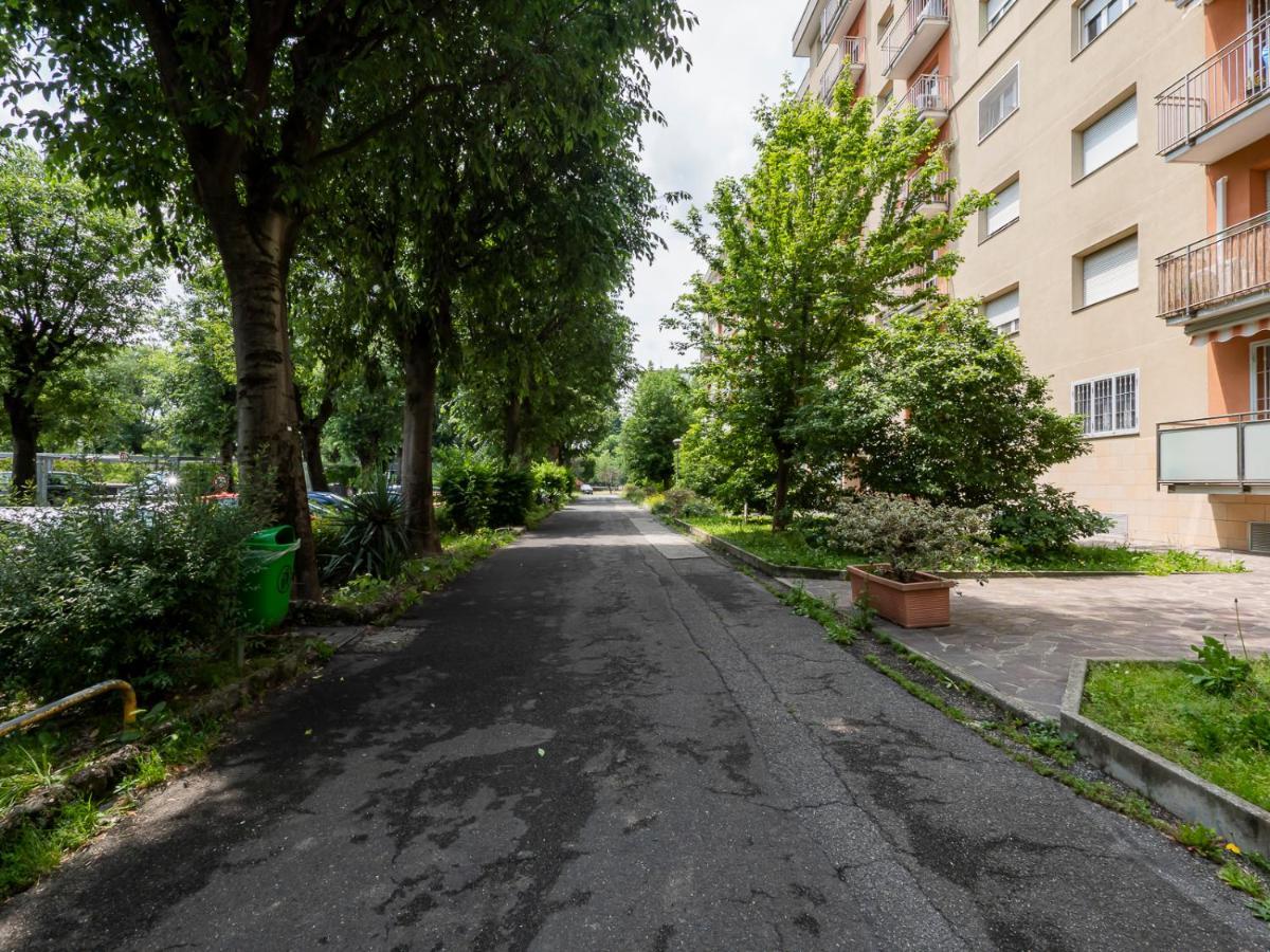 I Host Apartment - Appennini 53 米兰 外观 照片