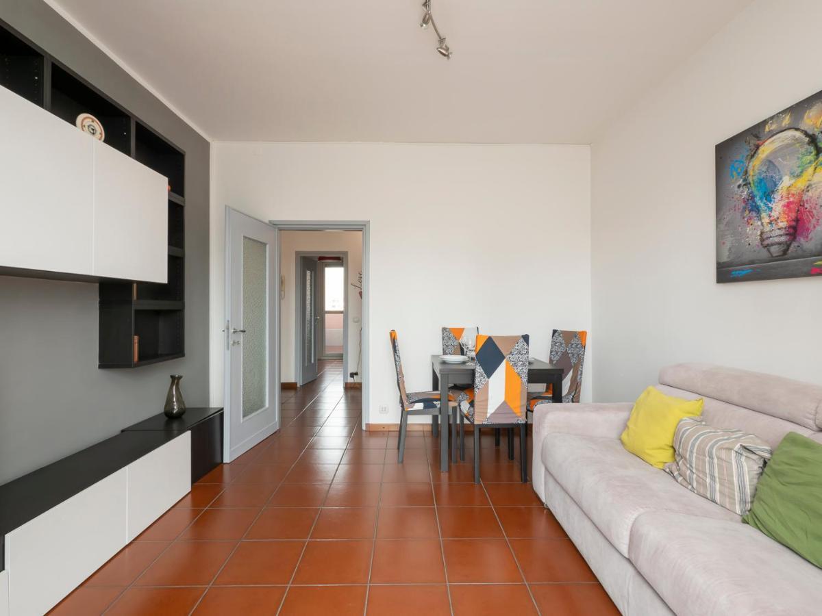 I Host Apartment - Appennini 53 米兰 外观 照片